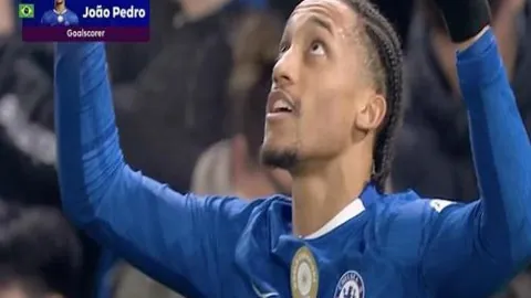 博塔弗戈激战正酣，连霸三场！克鲁塞罗巅峰对决，谁将问鼎霸主之位？